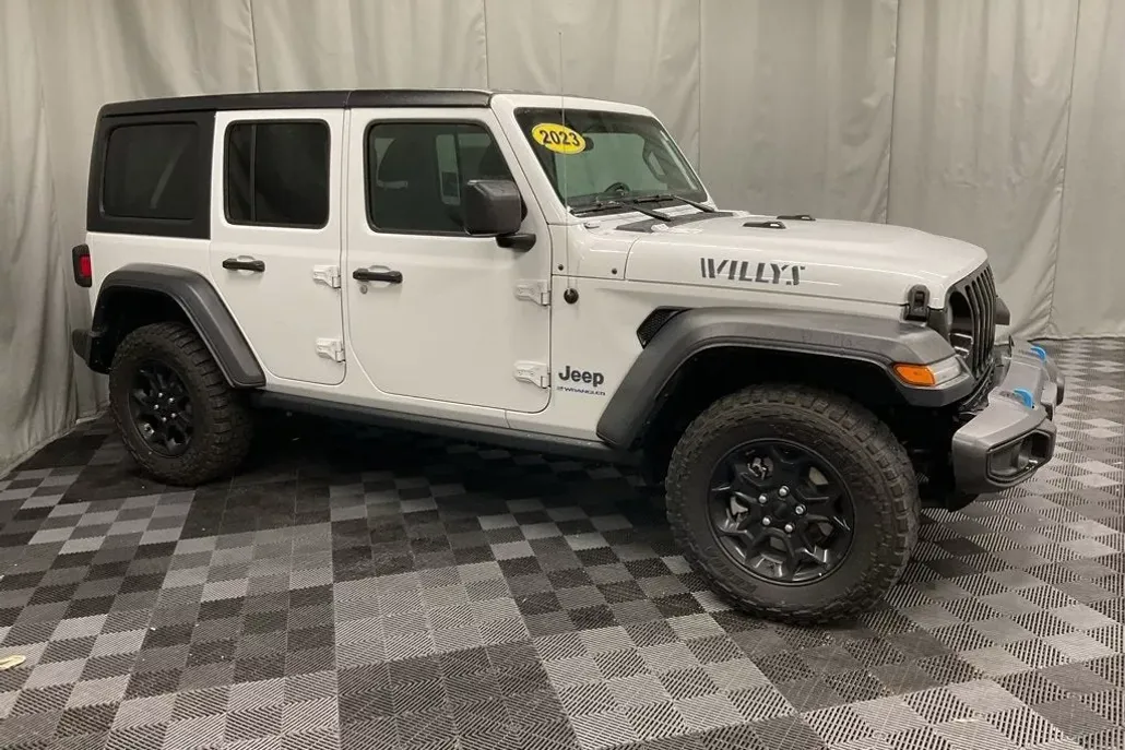 2023 Jeep Wrangler 4xe photo 1