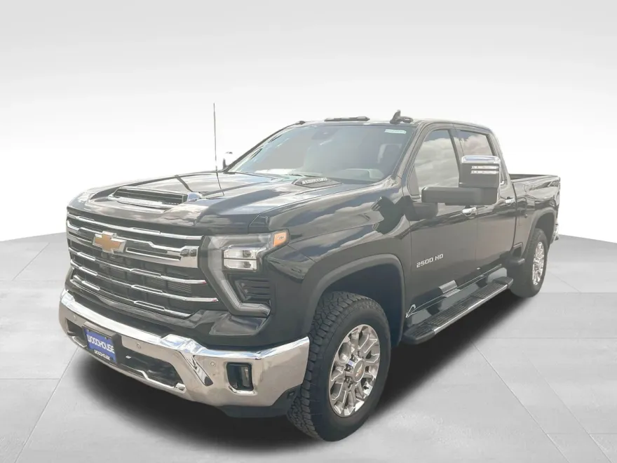 2025 Chevrolet Silverado 2500HD LTZ photo 1