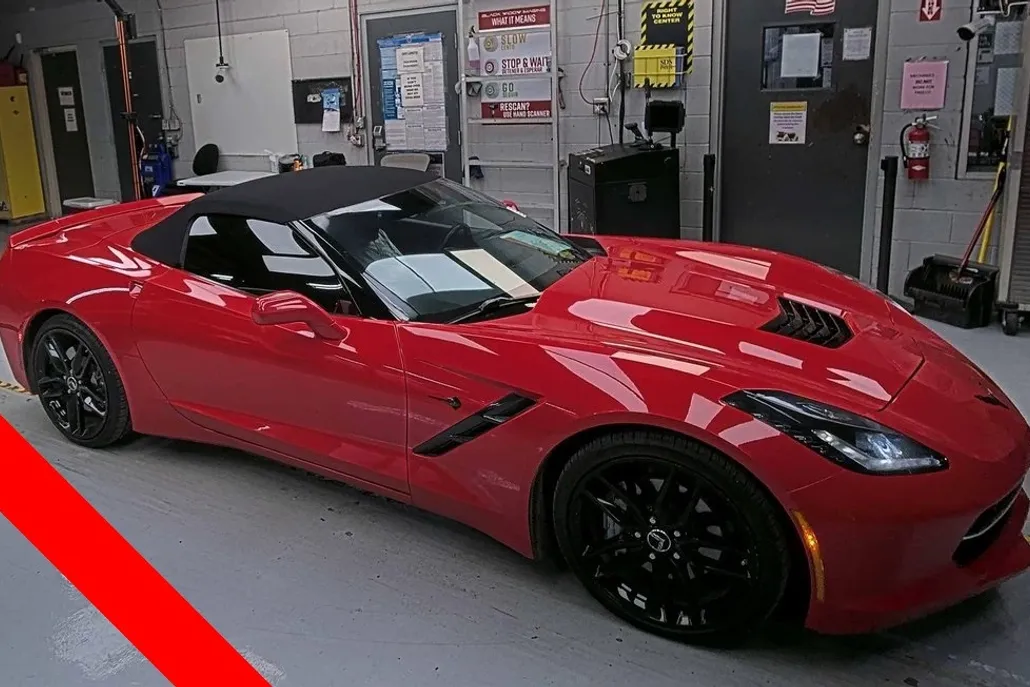 2015 Chevrolet Corvette Stingray 2LT photo 1