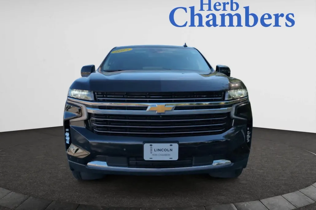 2023 Chevrolet Tahoe LT photo 1