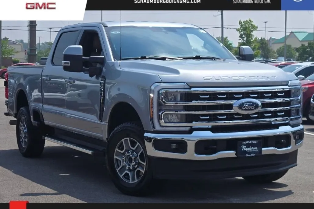 2023 Ford F-250 Lariat photo 1