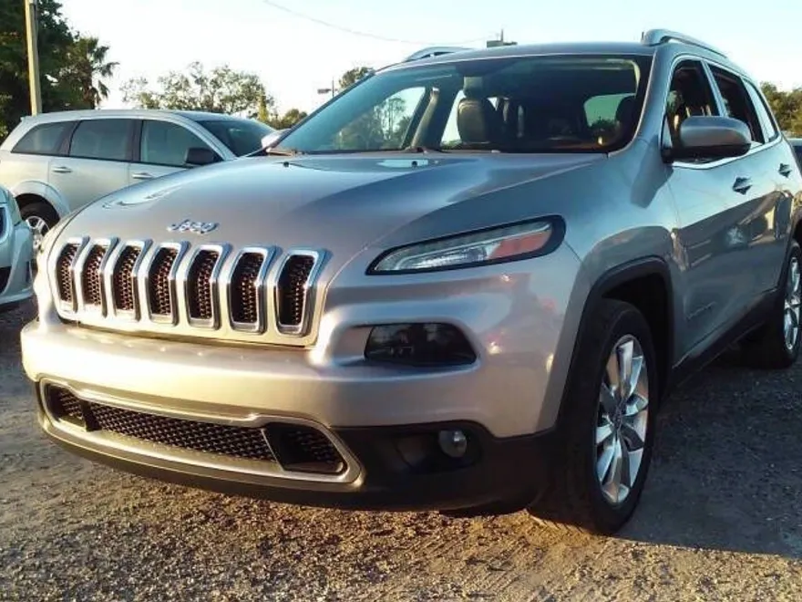 2016 Jeep Cherokee Limited photo 1