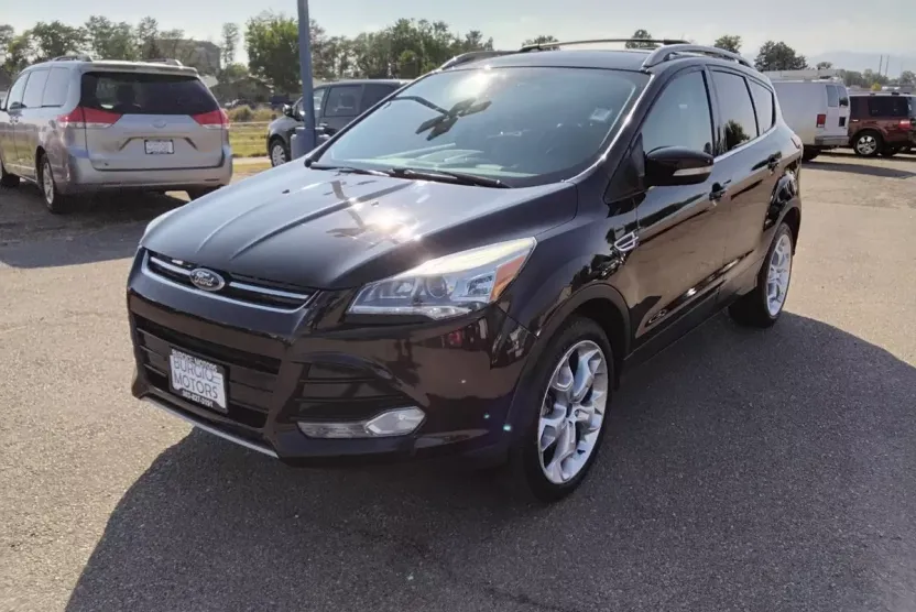 2013 Ford Escape Titanium photo 1