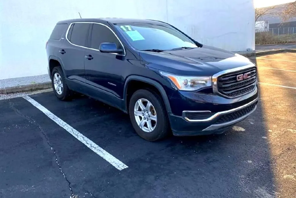 2017 Gmc Acadia SLE photo 1