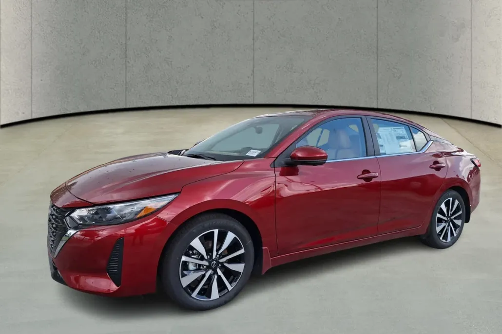 2025 Nissan Sentra SV photo 1