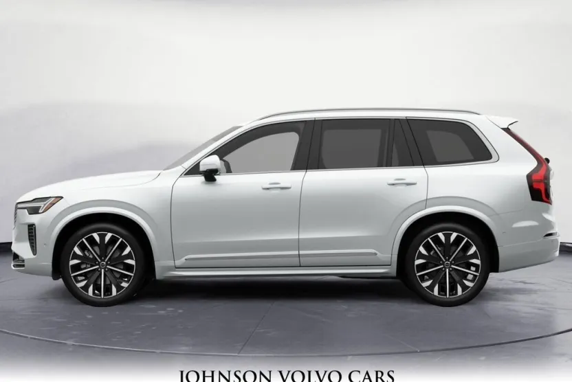 2026 Volvo XC90 Plus AWD photo 1