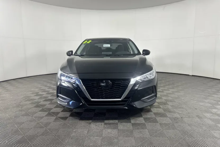 2022 Nissan Sentra SV photo 1