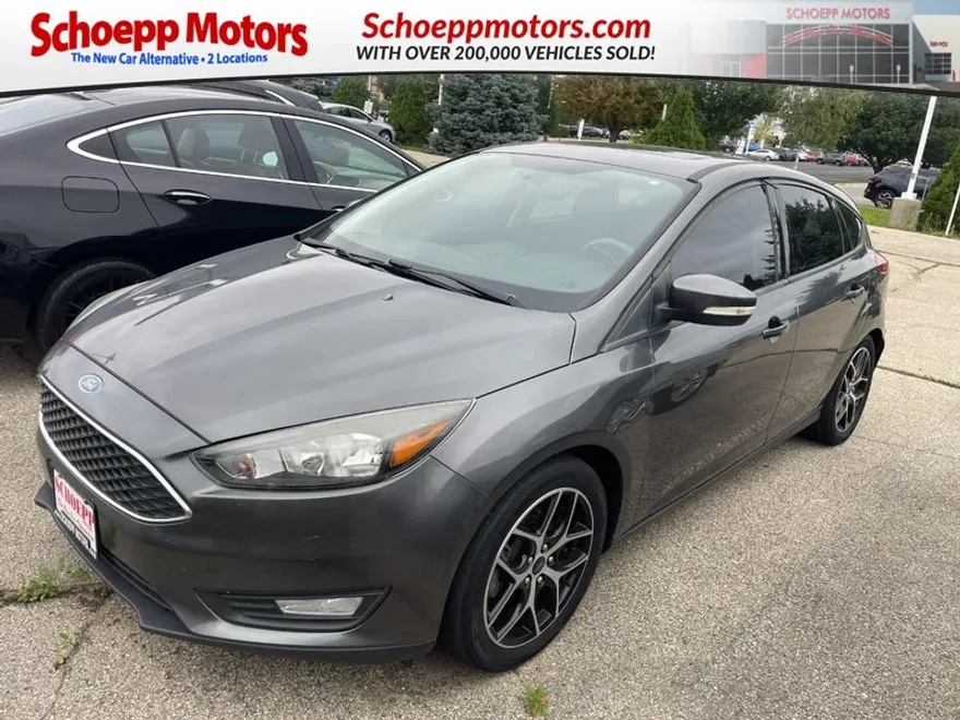 2018 Ford Focus SEL photo 1