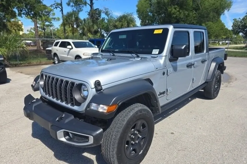 2024 Jeep Gladiator Sport photo 1