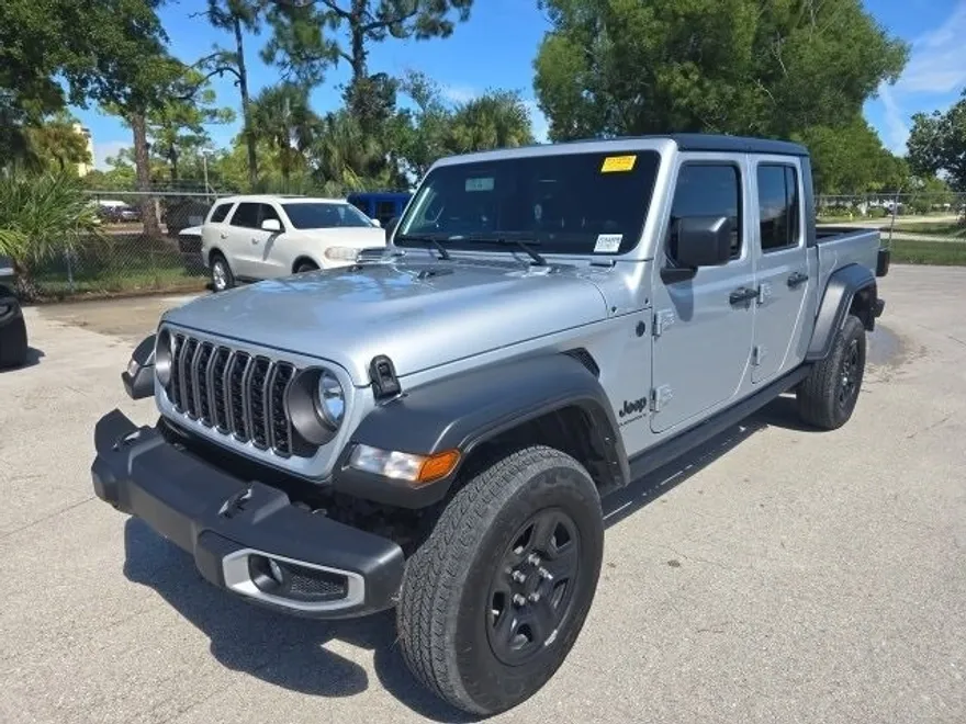 2024 Jeep Gladiator Sport photo 1