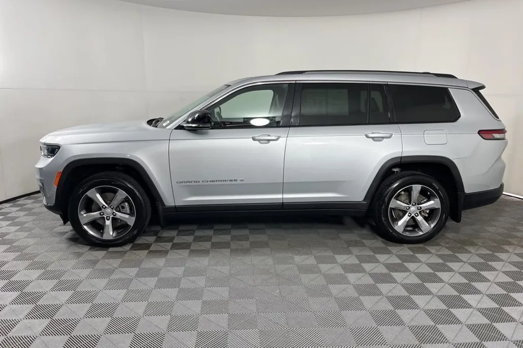 2021 Jeep Grand Cherokee Limited photo 1