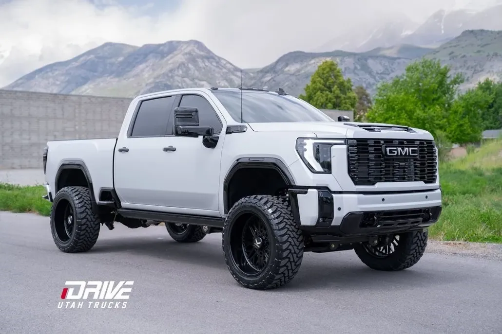 2025 Gmc Sierra 3500 HD Denali Ultimate photo 1