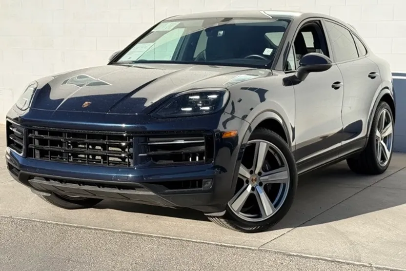 2024 Porsche Cayenne Coupe Base photo 1