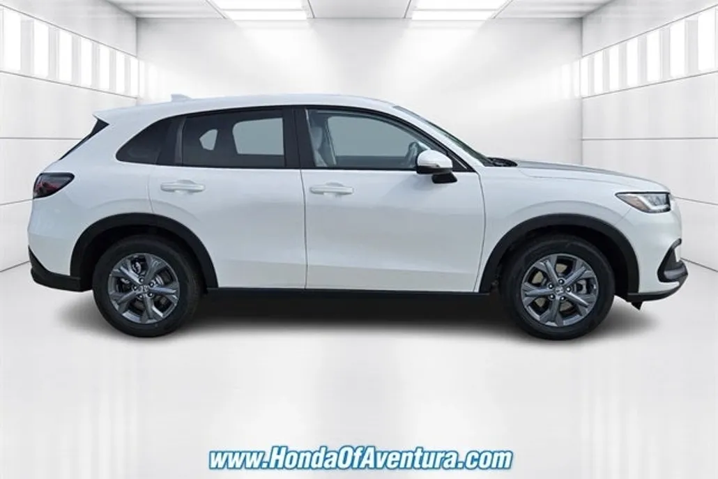 2026 Honda HR-V 2WD LX photo 1