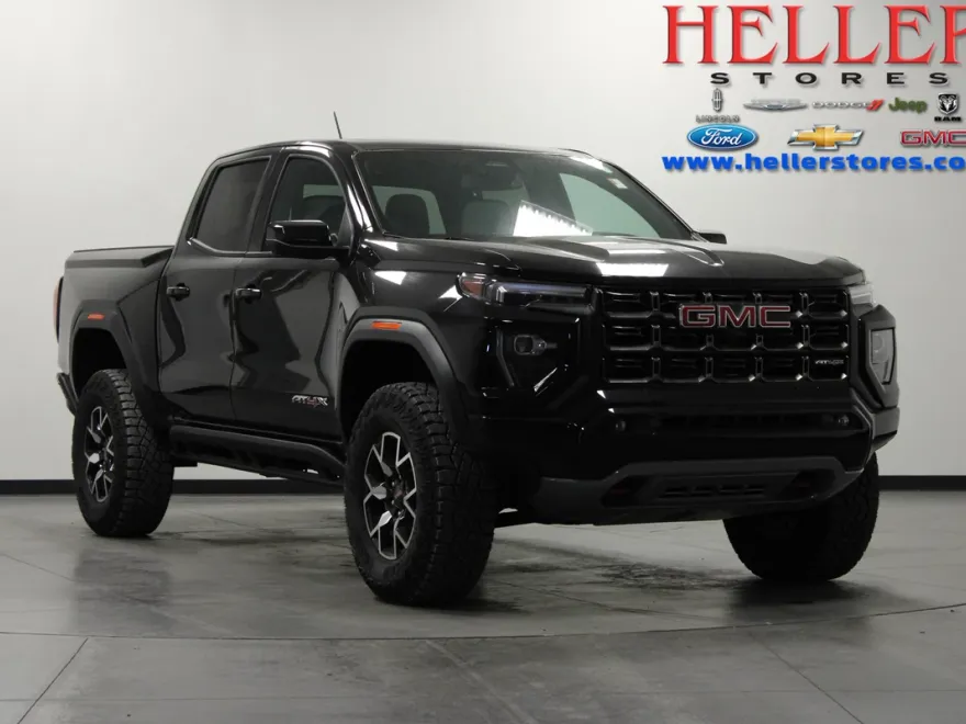 2024 Gmc Canyon AT4X photo 1