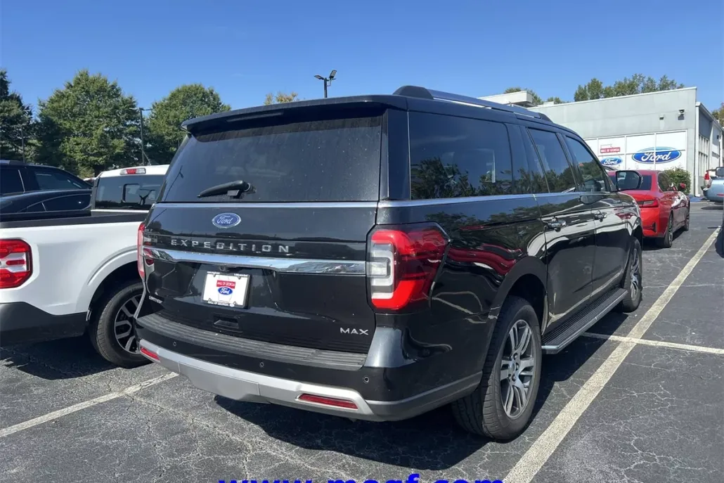 2023 Ford Expedition MAX Limited photo 1