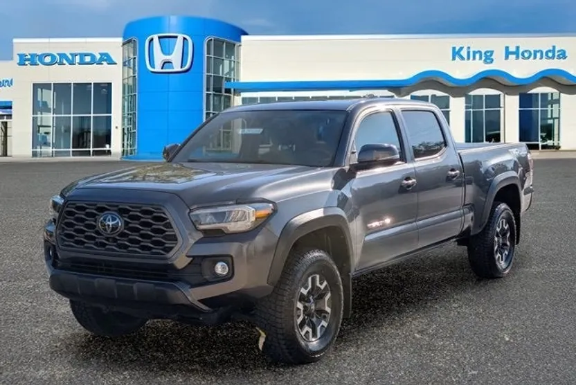 2021 Toyota Tacoma 4x4 TRD photo 1