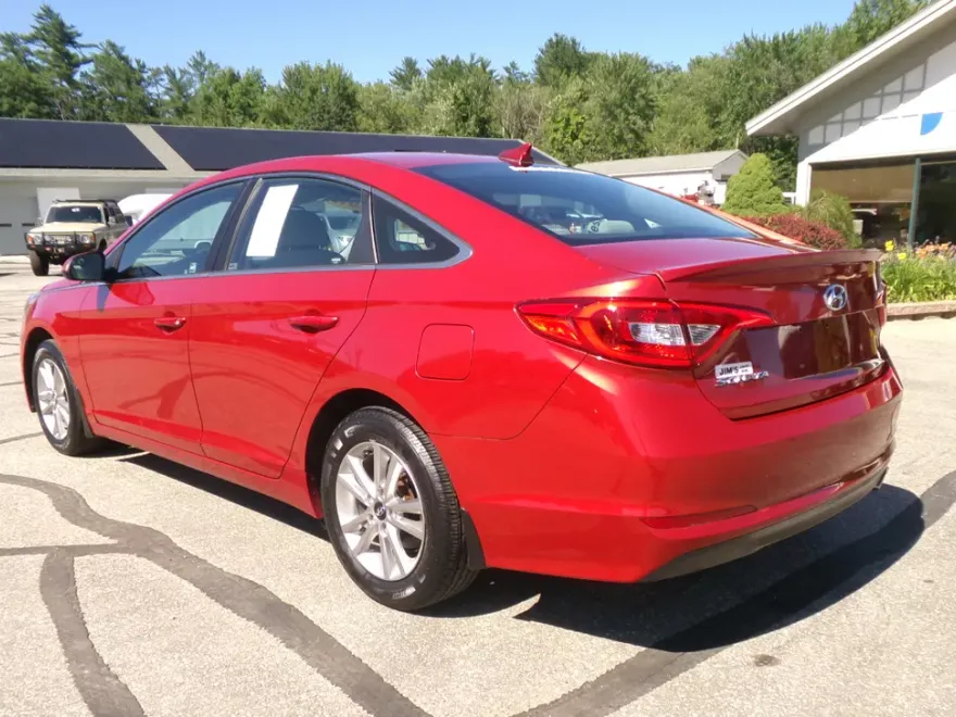 2017 Hyundai Sonata SE photo 1