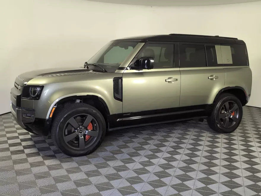 2023 Land Rover Defender 110 X photo 1