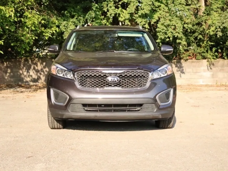 2016 Kia Sorento LX photo 1