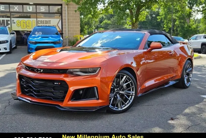 2022 Chevrolet Camaro ZL1 photo 1