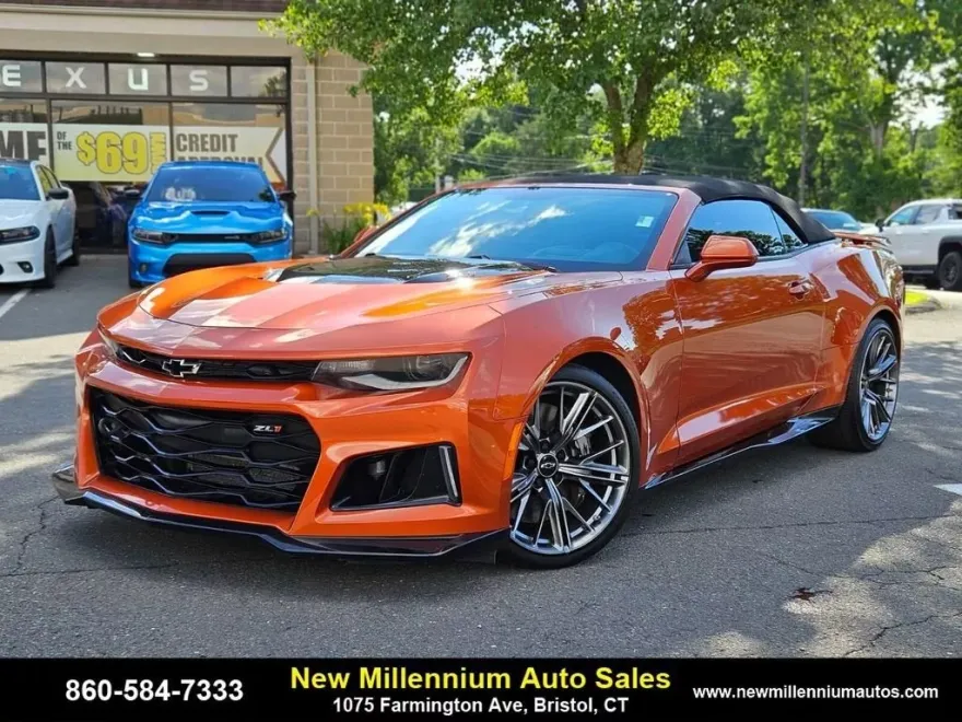 2022 Chevrolet Camaro ZL1 photo 1