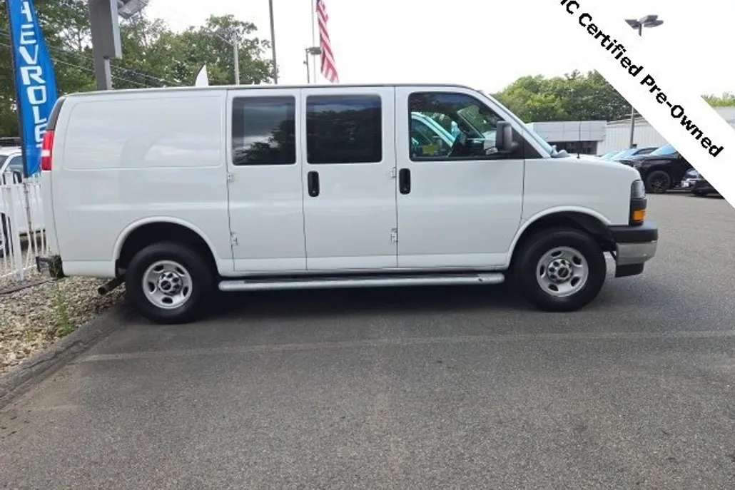 2023 Gmc Savana Cargo 2500 photo 1