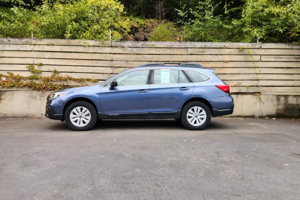2018 Subaru Outback 2.5i photo 1