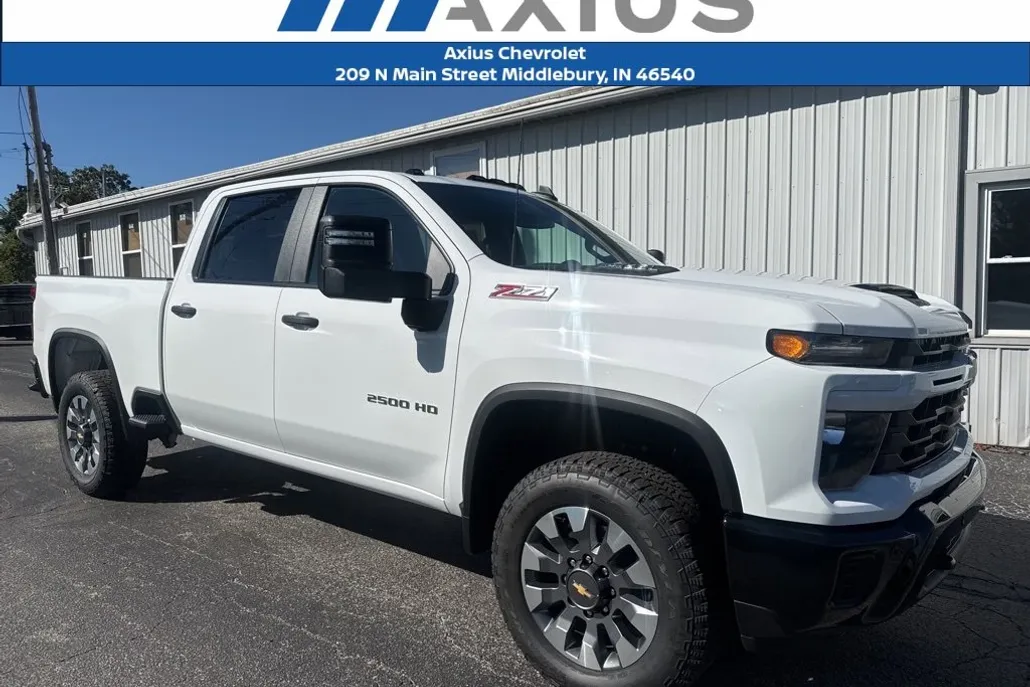 2025 Chevrolet Silverado 2500HD Custom photo 1