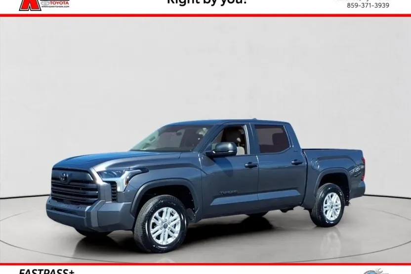 2024 Toyota Tundra SR5 photo 1