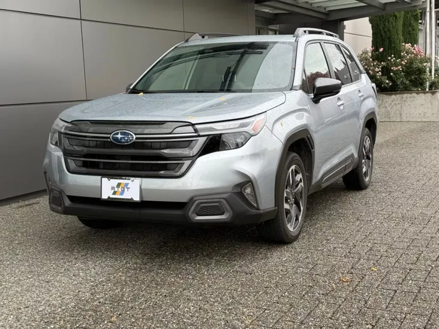 2025 Subaru Forester Limited photo 1