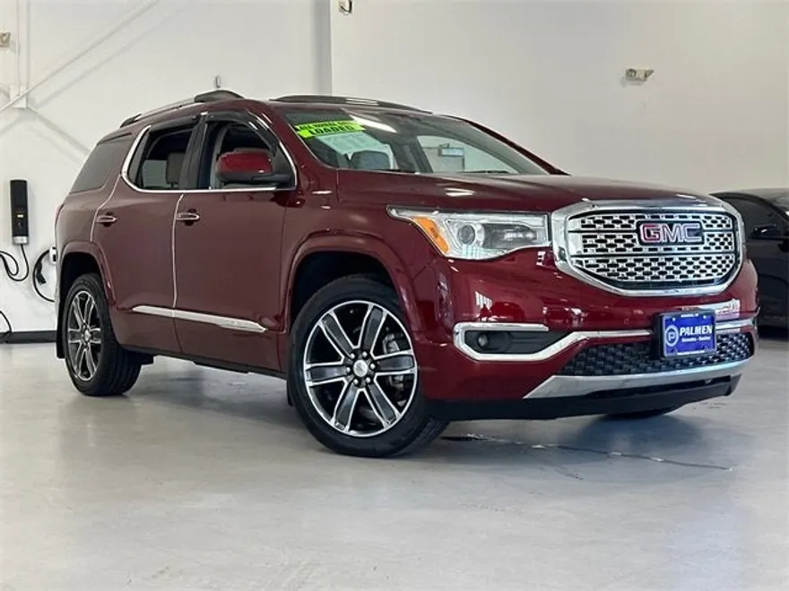 2017 Gmc Acadia Denali photo 1
