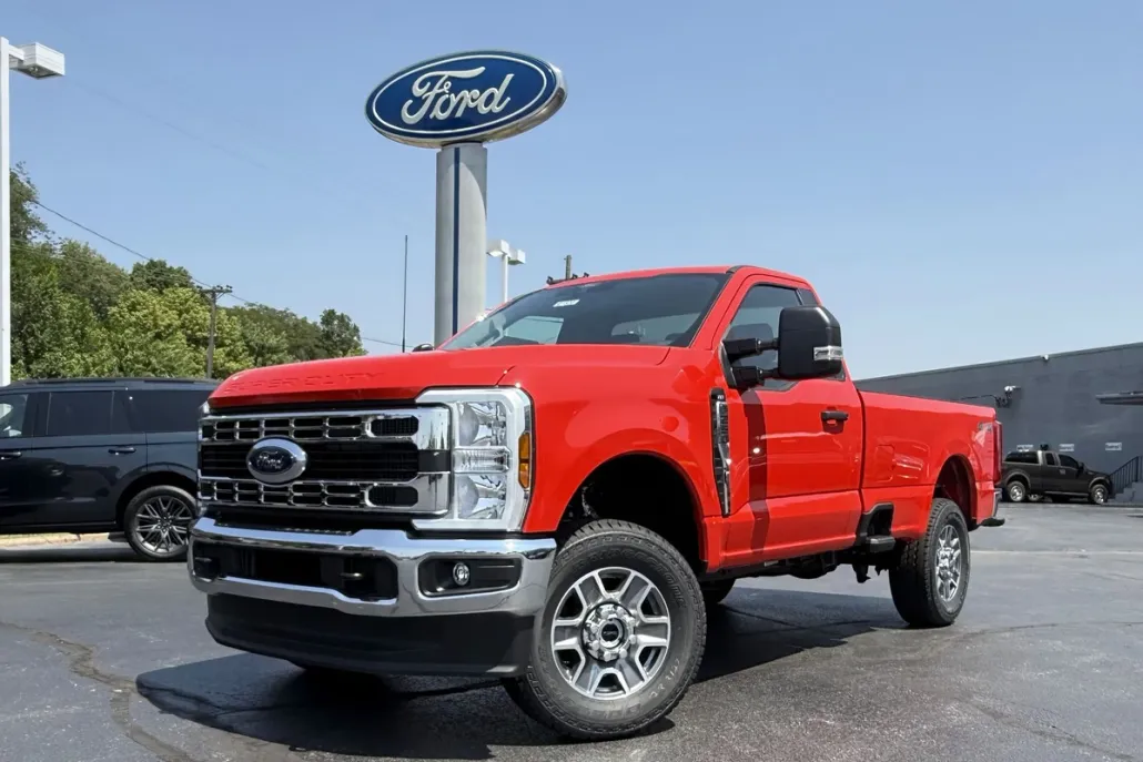 2025 Ford F-250 XLT photo 1