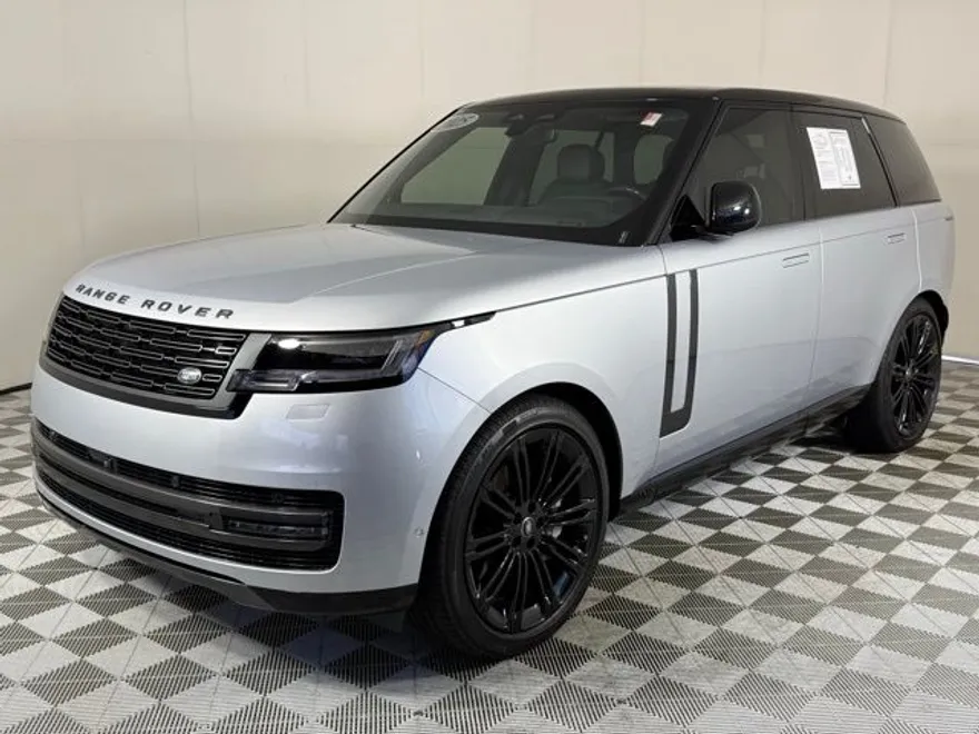 2025 Land Rover Range Rover SE photo 1