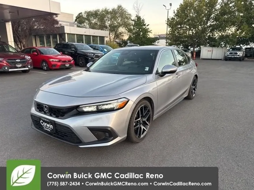 2022 Honda Civic Hatchback Sport Touring photo 1