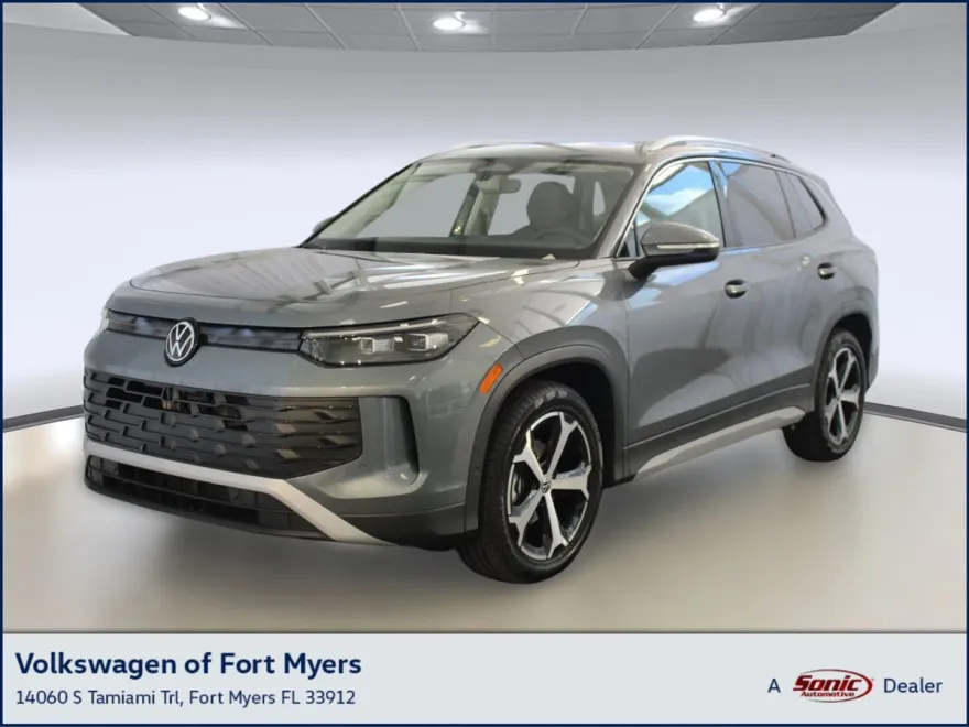 2025 Volkswagen Tiguan SE photo 1
