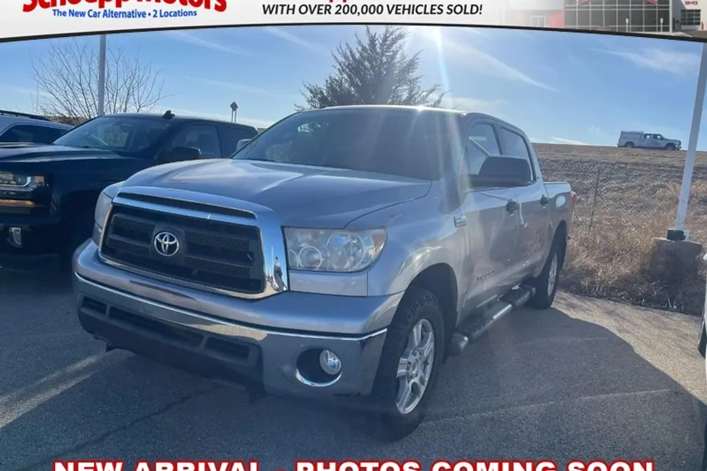 2010 Toyota Tundra CrewMax SR5 photo 1