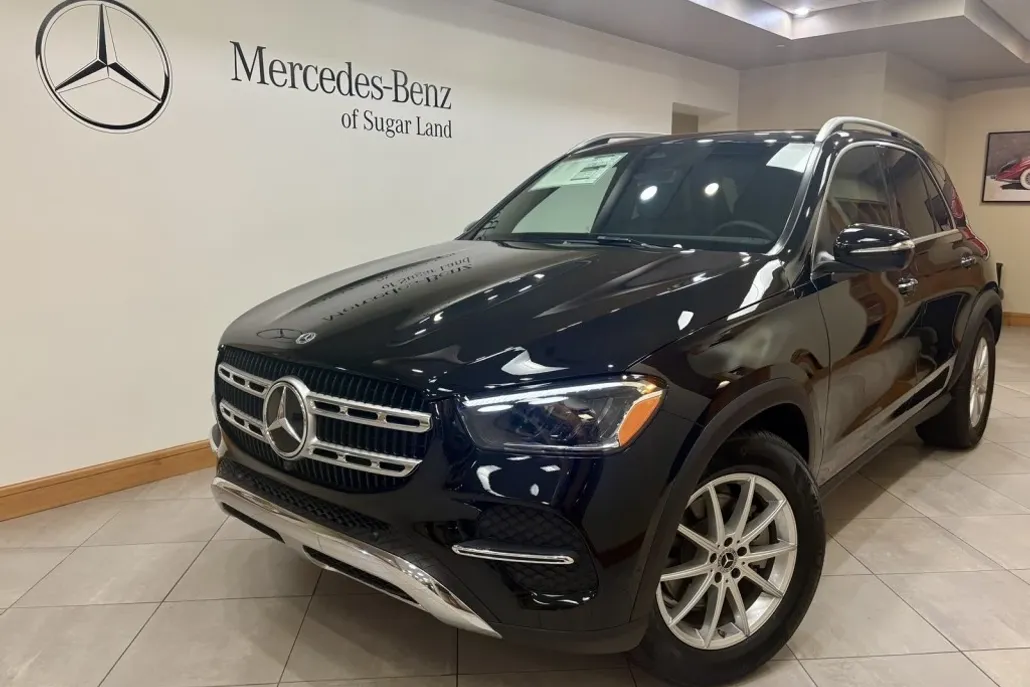 2025 Mercedes Benz GLE 350 4MATIC photo 1