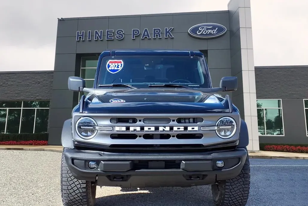 2023 Ford Bronco Big Bend photo 1