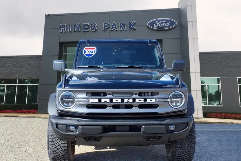 2023 Ford Bronco Big Bend photo 1