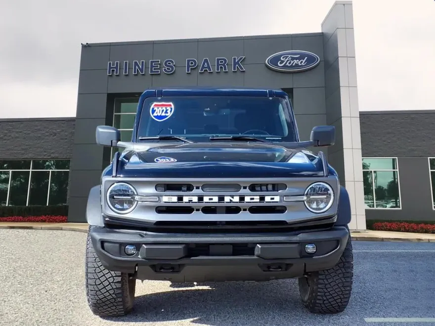 2023 Ford Bronco Big Bend photo 1