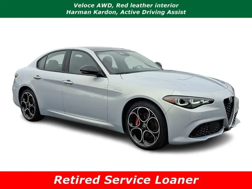 2025 Alfa Romeo Giulia photo 1