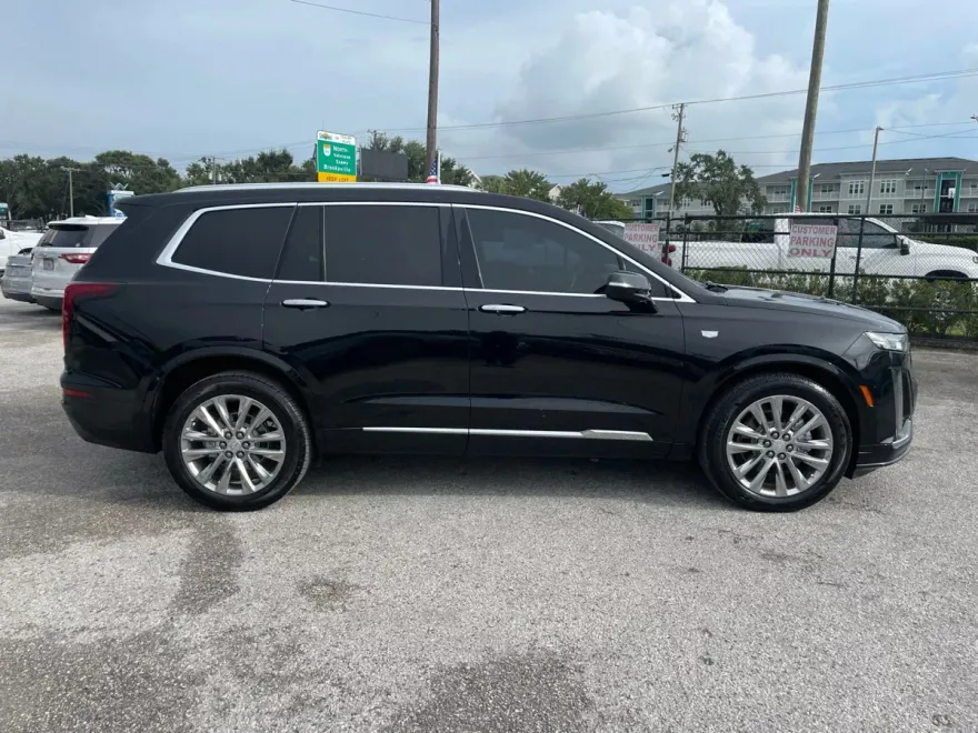 2021 Cadillac XT6 Premium Luxury photo 1
