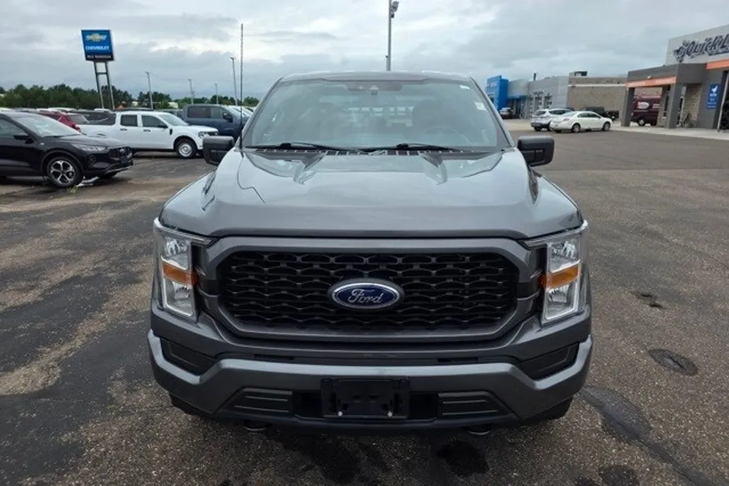 2022 Ford F-150 XL photo 1