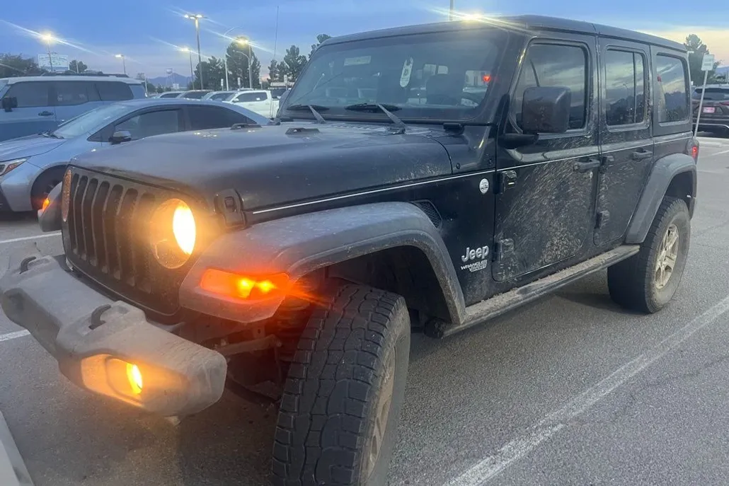 2019 Jeep Wrangler Unlimited Sport S photo 1