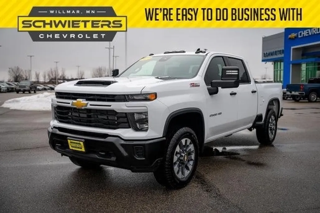 2024 Chevrolet Silverado 2500HD Custom photo 1