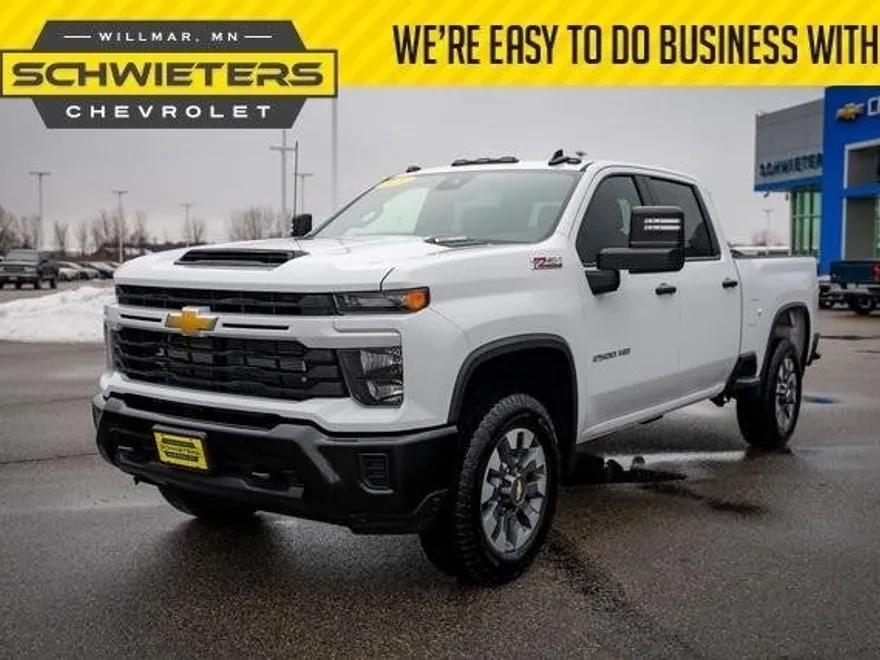 2024 Chevrolet Silverado 2500HD Custom photo 1
