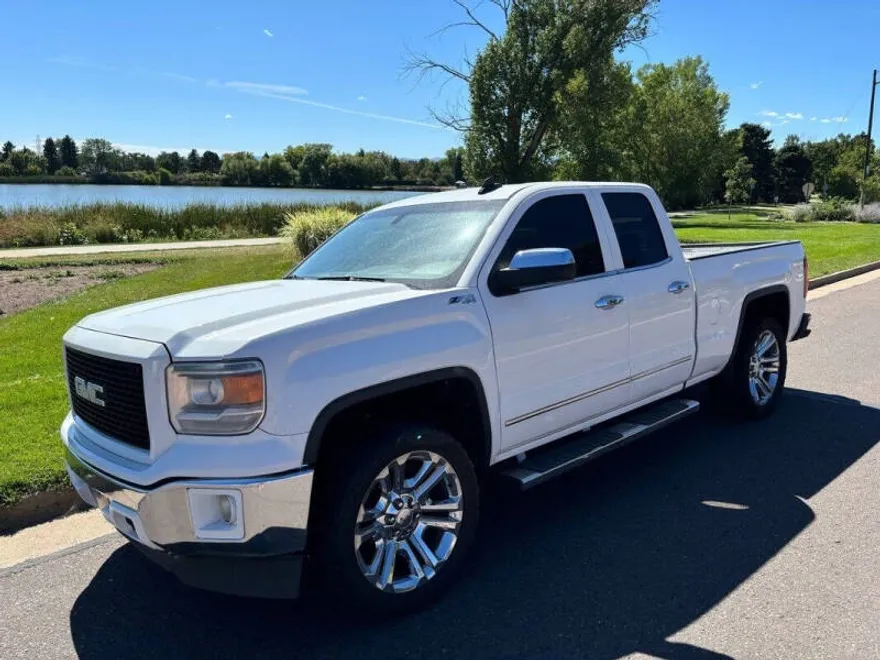 2015 Gmc Sierra 1500 SLT photo 1