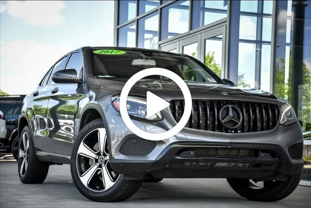 2017 Mercedes Benz GLC 300 4MATIC photo 1