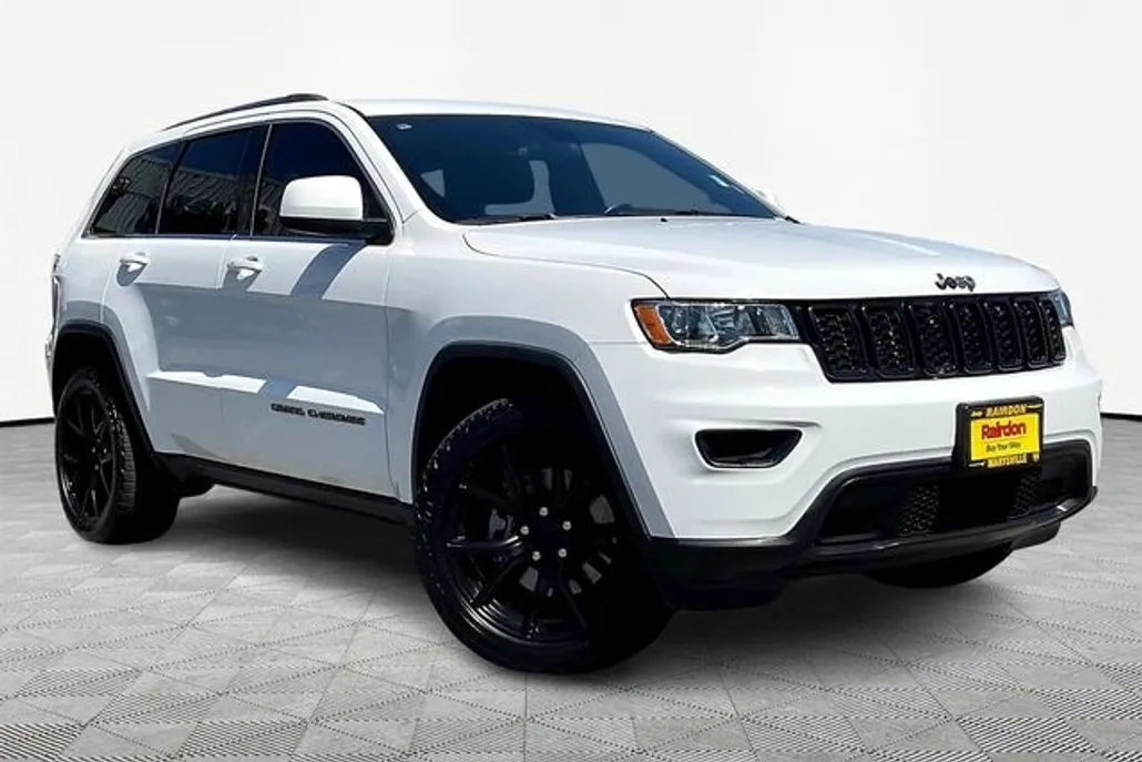 2021 Jeep Grand Cherokee Laredo X photo 1